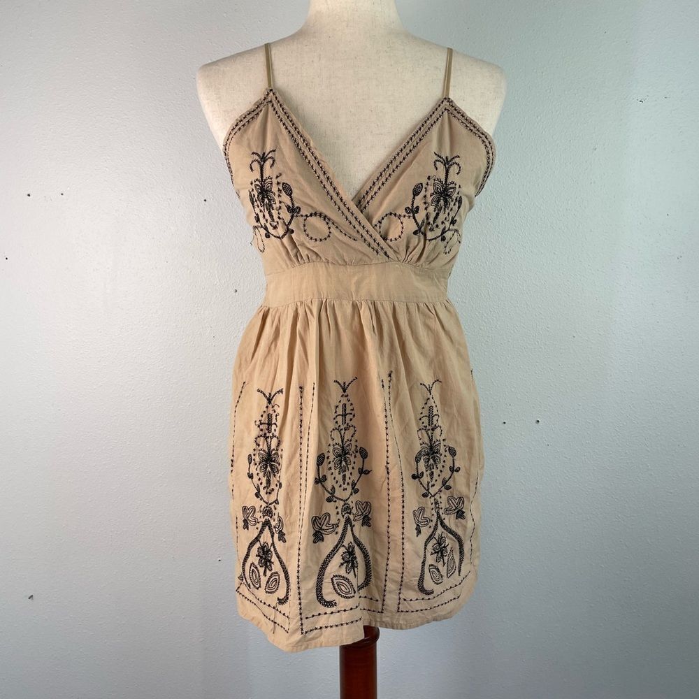 Cute Options Embroidered Beige Dress Size S EUC